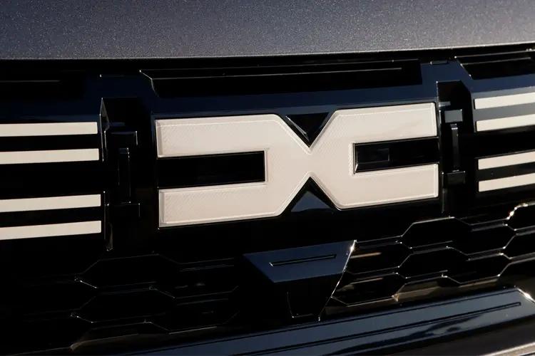 3465963 1.6 HEV Extreme 5dr Auto