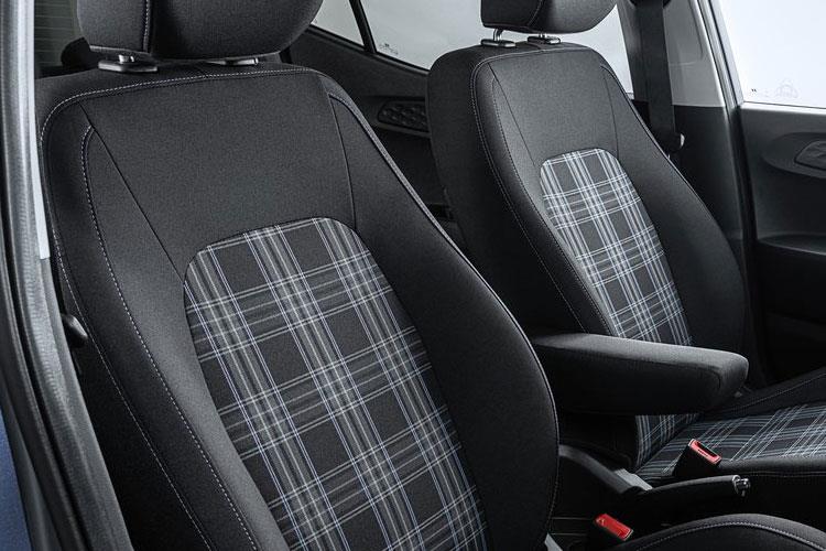 3455575 1.0 Premium 5dr