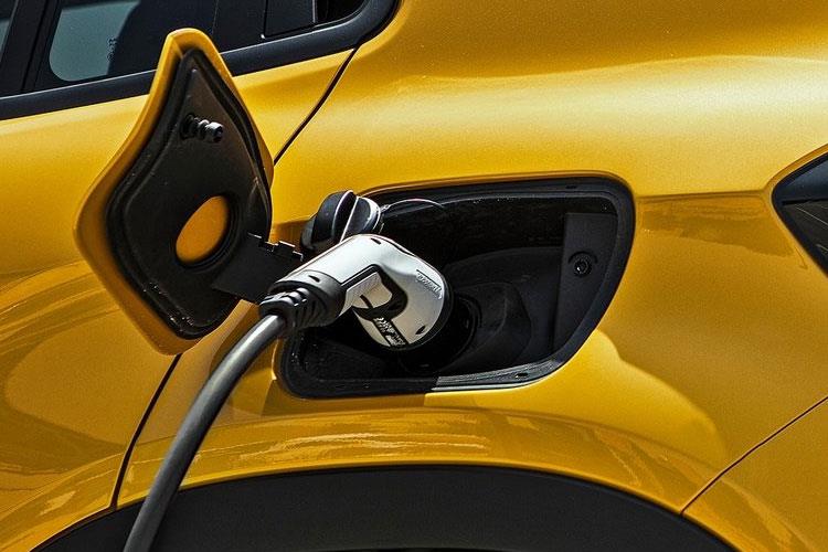 3459698 115kW Longitude 54kWh 5dr Auto