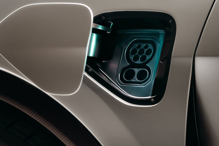 3466514 450kW 600 112kWh 5dr Auto