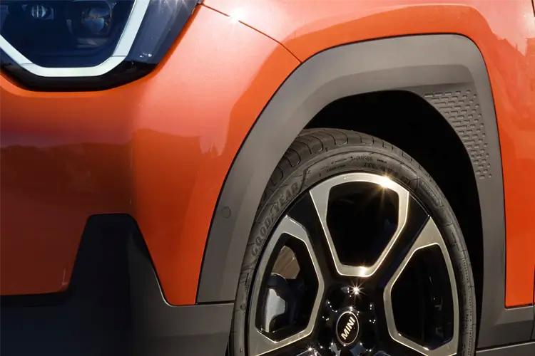 3456152 135kW E Exclusive 43kWh 5dr Auto