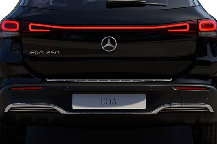 3462856 EQA 300 4M 168kW AMG Line Executive 70.5kWh 5dr At