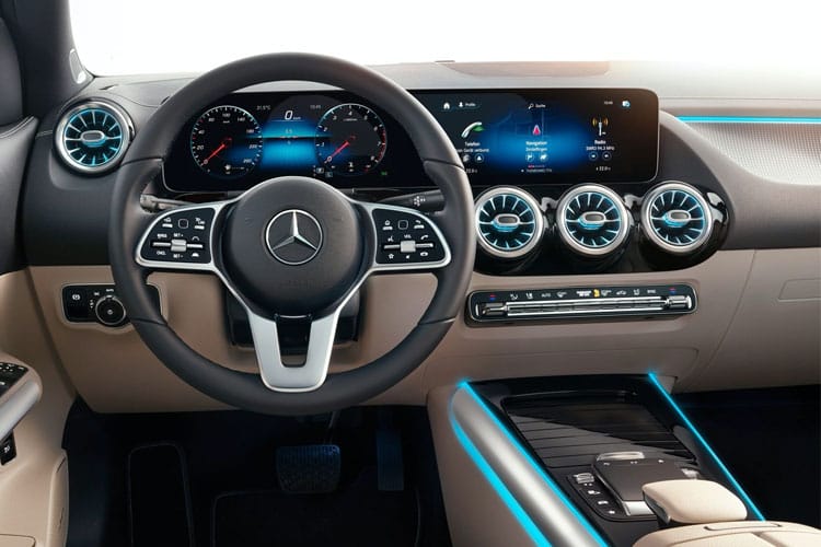 3462899 GLA 200 AMG Line Premium Plus 5dr Auto