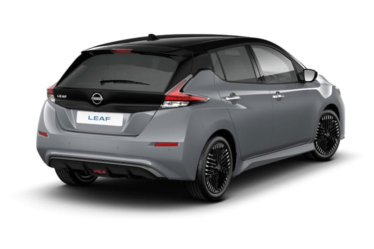 3463011 160kW Advance 75kWh 5dr Auto