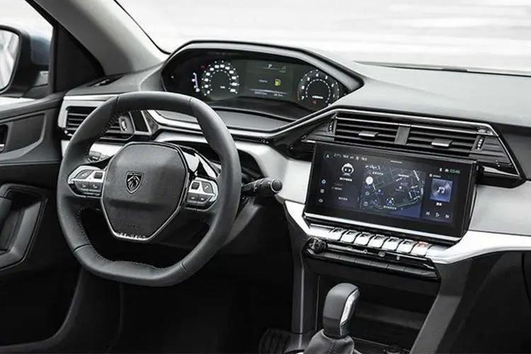3463080 158KW Allure 58kWh 5dr Auto