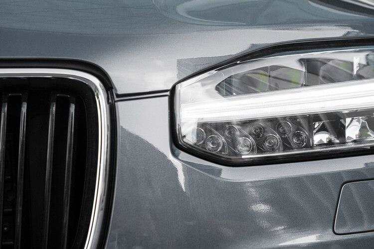 3460117 2.0 T8 PHEV Plus Edition Dark 5dr AWD Geartronic