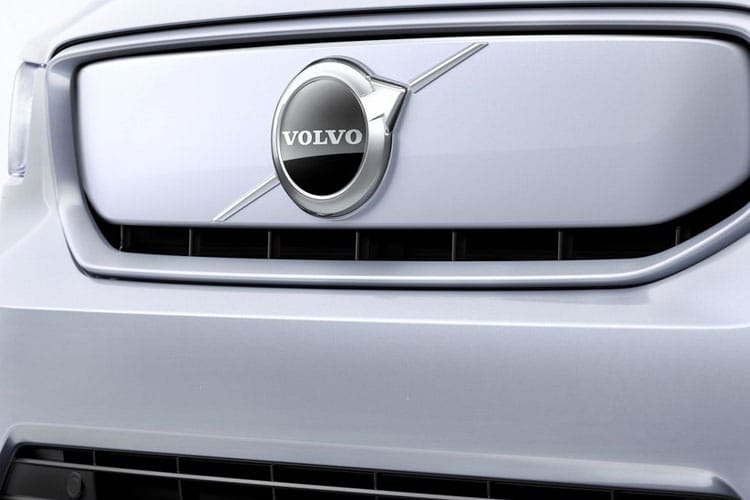 3467401 300kW Recharge Twin Core 82kWh 5dr AWD Auto