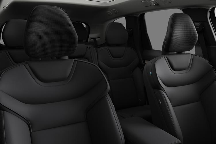 3452402 300kW Twin Motor Ultra 111kWh 5dr Auto