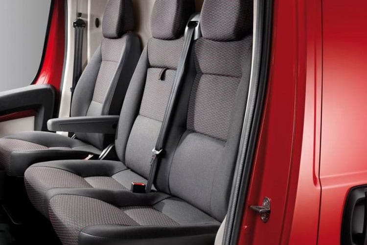 3456671 200kW 110kWh H2 Van Enterprise Auto [22kW]