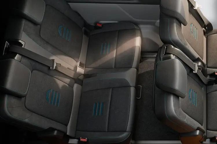 3457144 2.0 EcoBlue 150ps H1 Titanium 8 seater