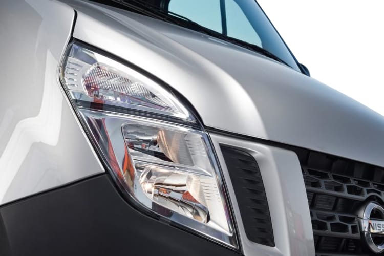 3457961 2.3 dci 145ps Acenta Chassis Cab