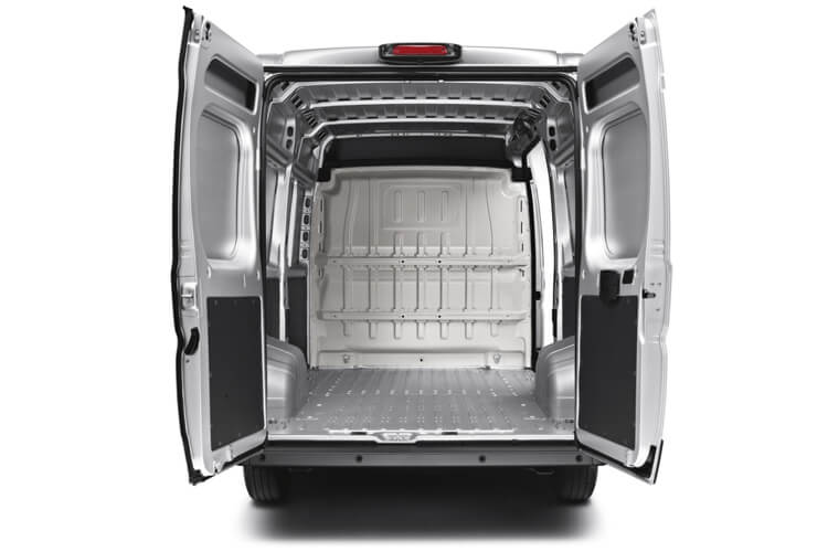3469474 2.2 BlueHDi 140 Chassis Cab Professional