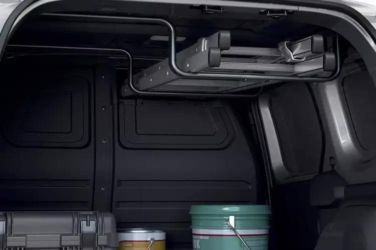 3454250 ML19 Blue dCi 95 Advance [Safety] Van